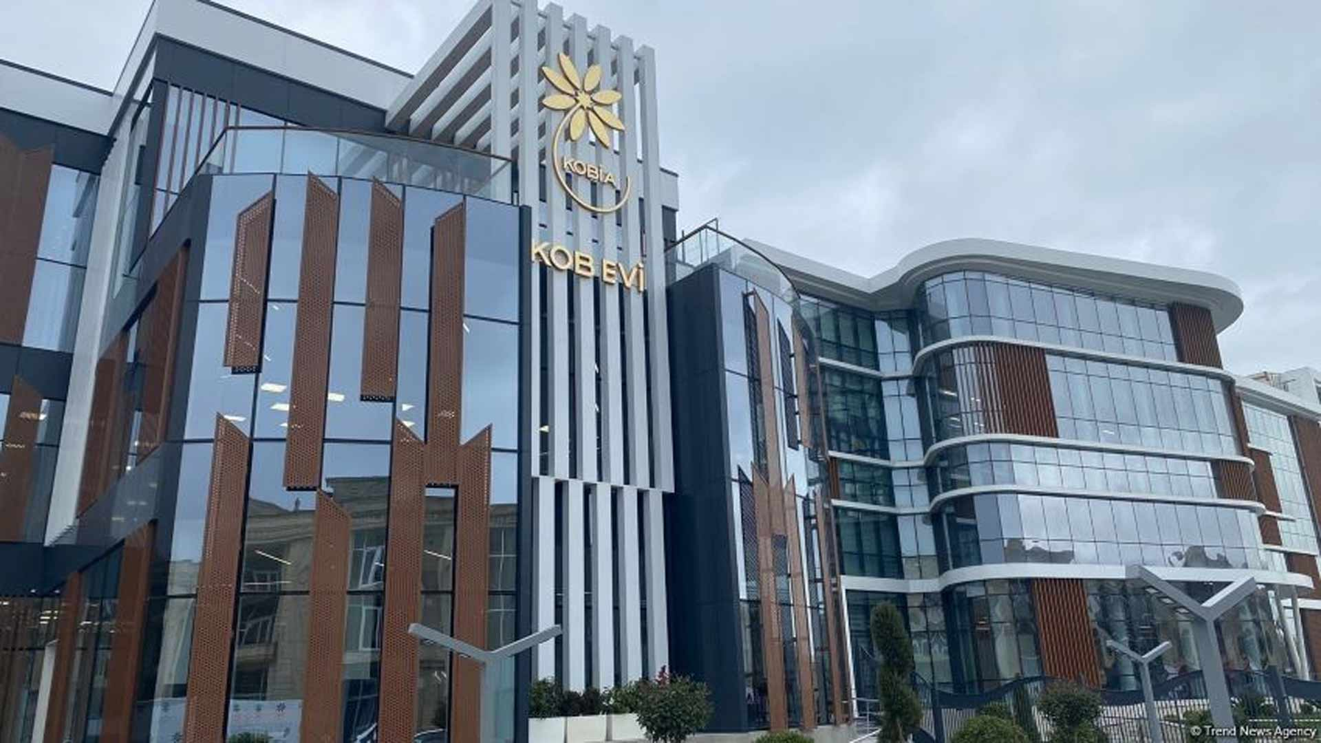 Kapital Bank KOB Evinin fasadı